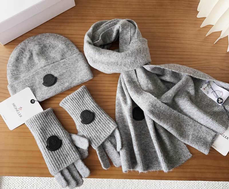 Moncler Scarf Hat Gloves (57)