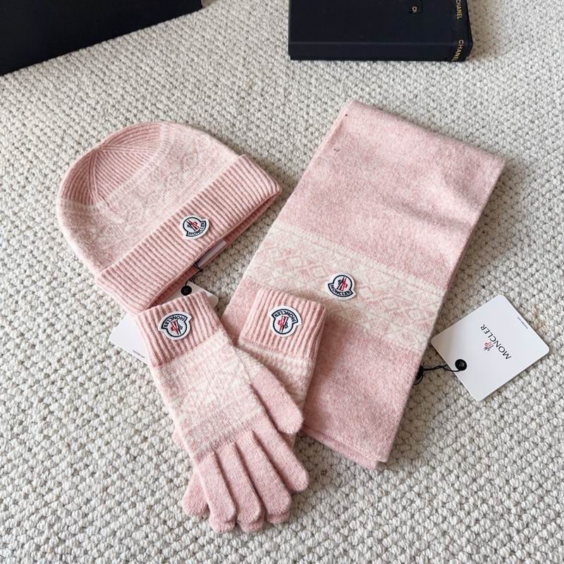 Moncler Scarf Hat Gloves (61)