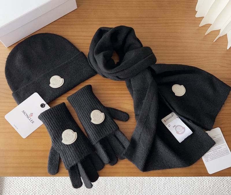 Moncler Scarf Hat Gloves (68)
