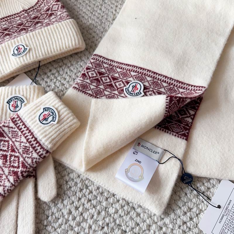 Moncler Scarf Hat Gloves (76)