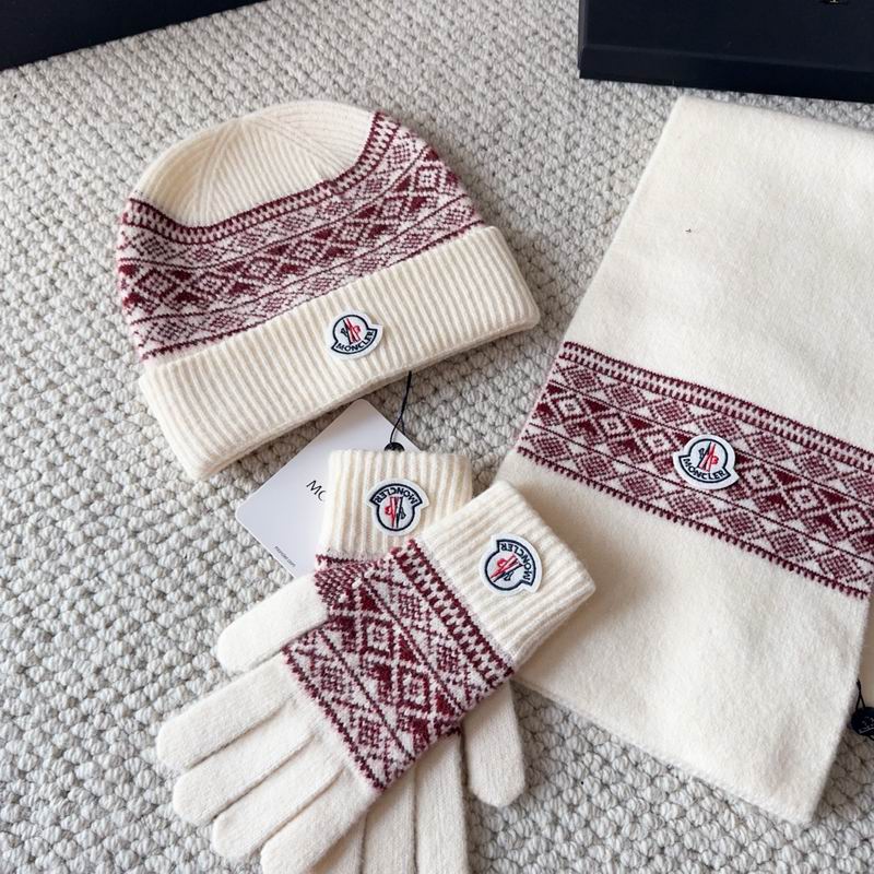 Moncler Scarf Hat Gloves (77)