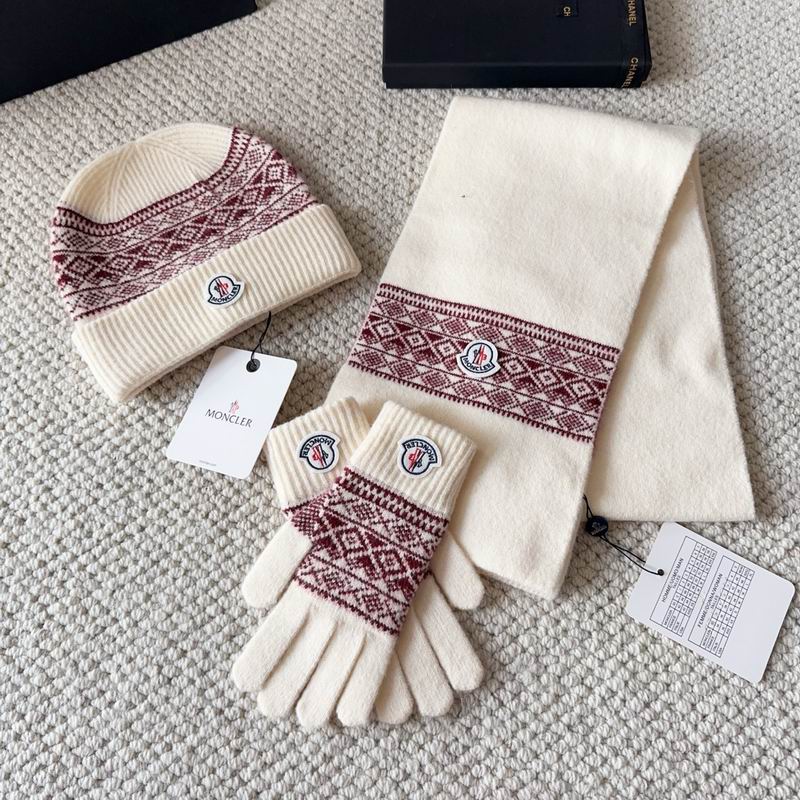 Moncler Scarf Hat Gloves (78)