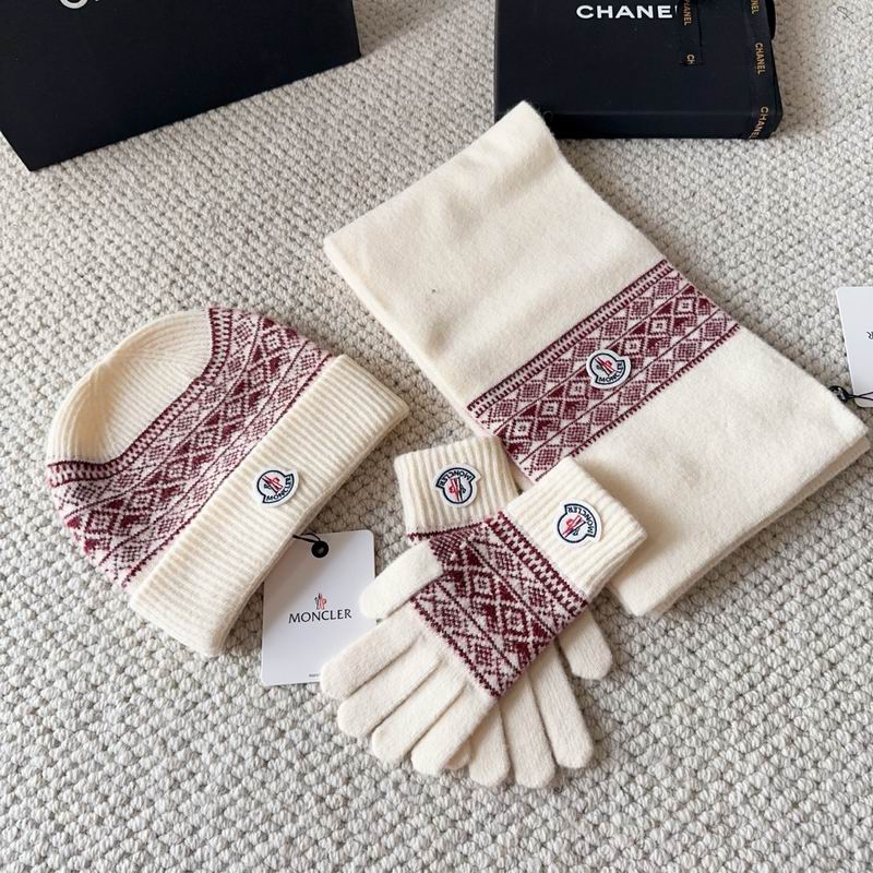 Moncler Scarf Hat Gloves (79)
