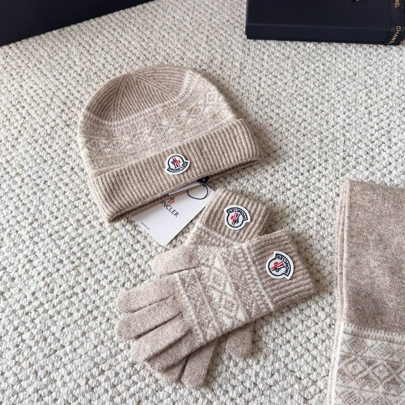 Moncler Scarf Hat Gloves (85)