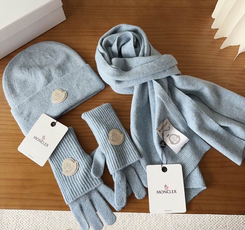Moncler Scarf Hat Gloves (93)