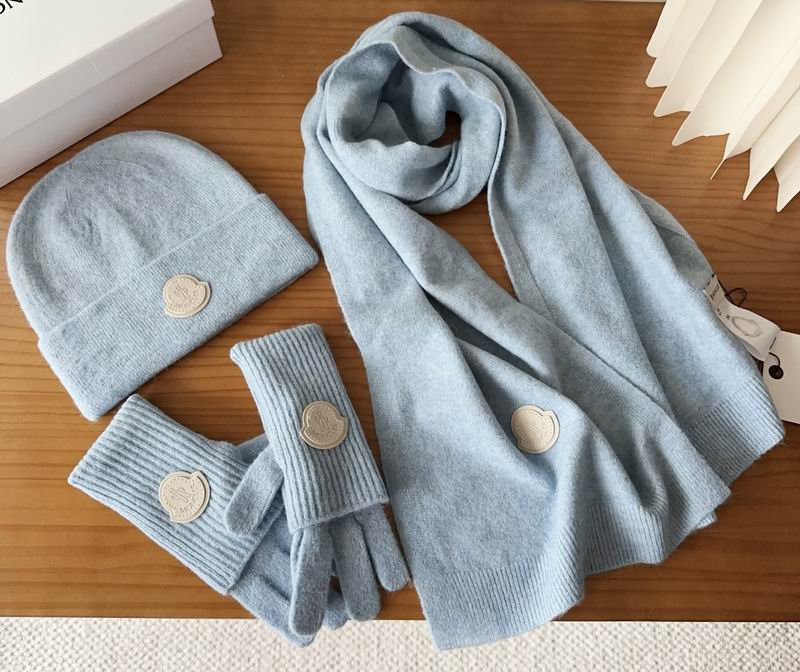 Moncler Scarf Hat Gloves (97)