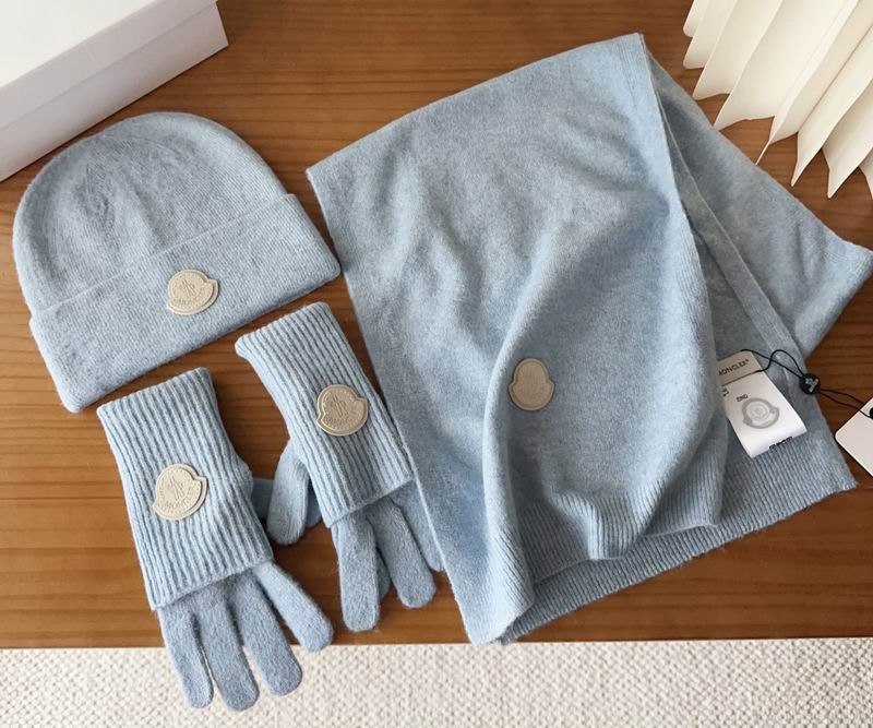 Moncler Scarf Hat Gloves (98)