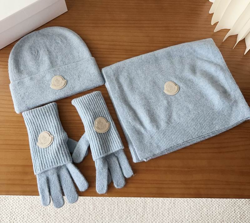 Moncler Scarf Hat Gloves (99)