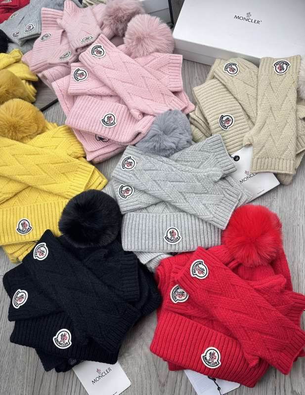 Moncler Scarf Hat Gloves hm (34)