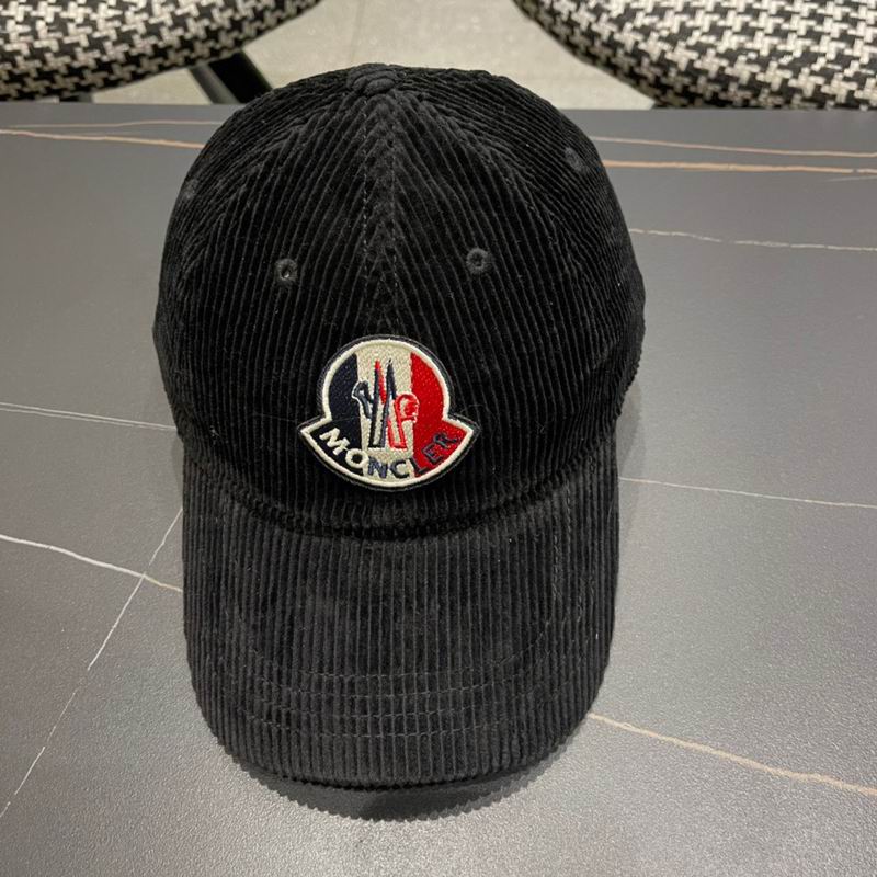 Moncler cap (672)