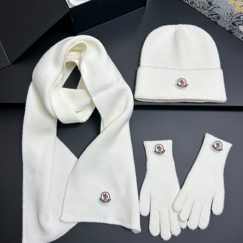 Moncler scarf hat gloves dx (8)