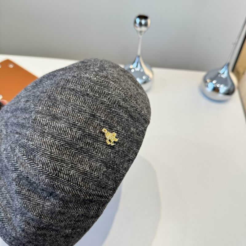 Prada Beret (66)