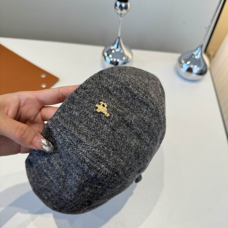 Prada Beret (69)