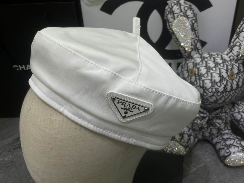 Prada Beret dx (72)