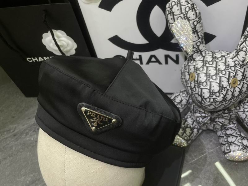 Prada Beret dx (78)
