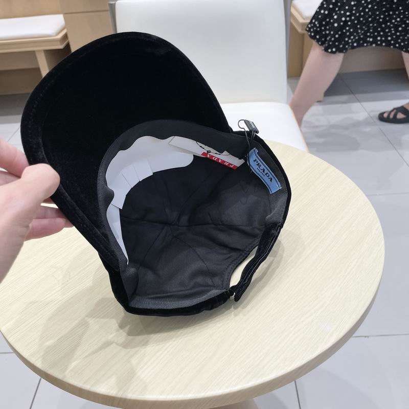 Prada Cap (150)