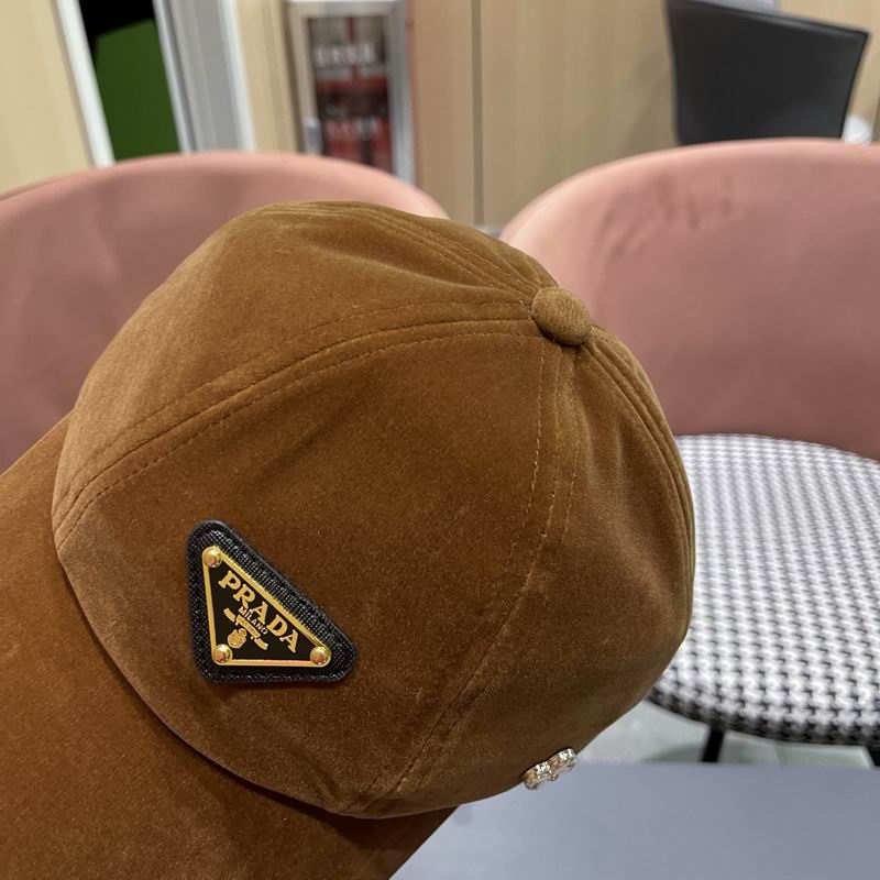 Prada Cap (670)