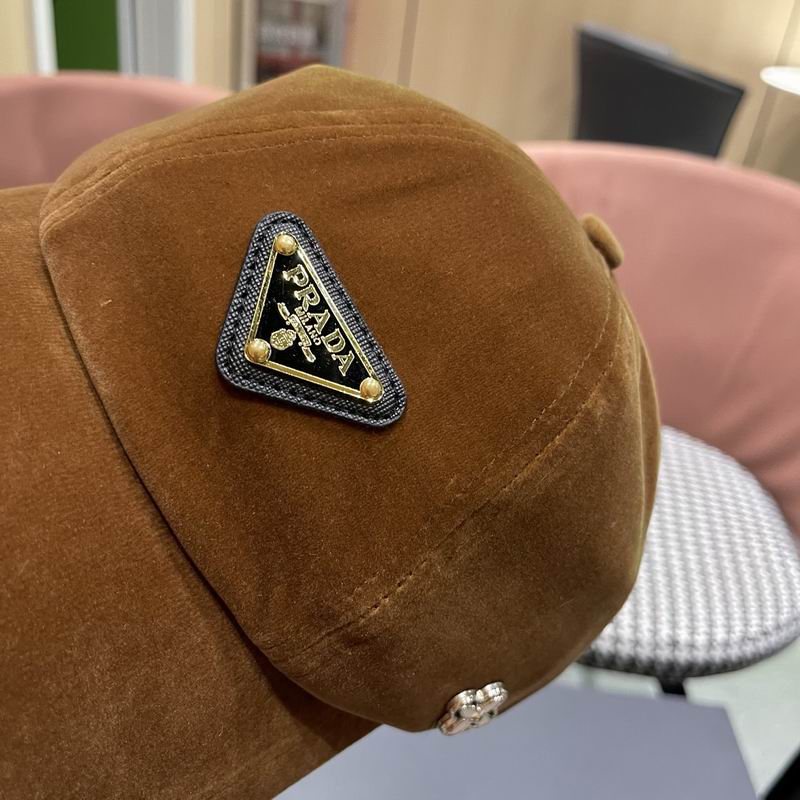 Prada Cap (672)