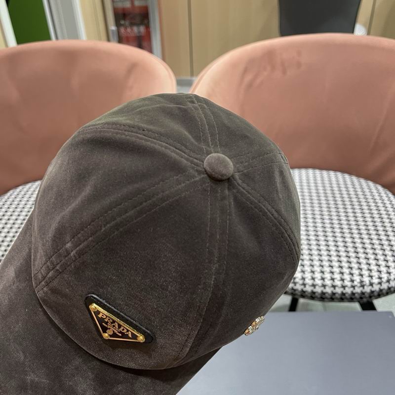 Prada Cap (682)