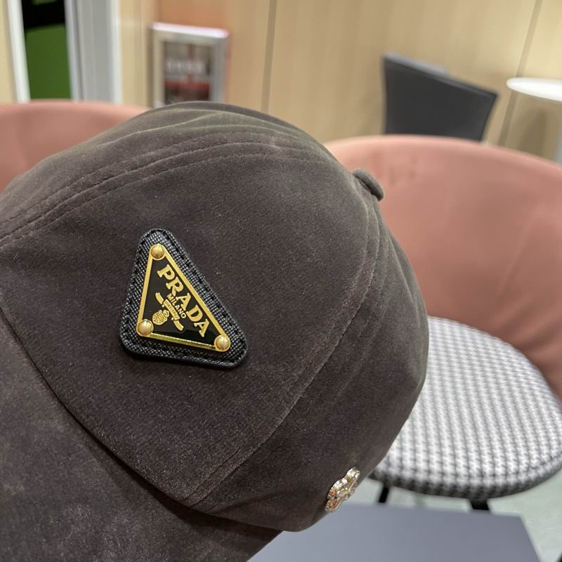 Prada Cap (683)