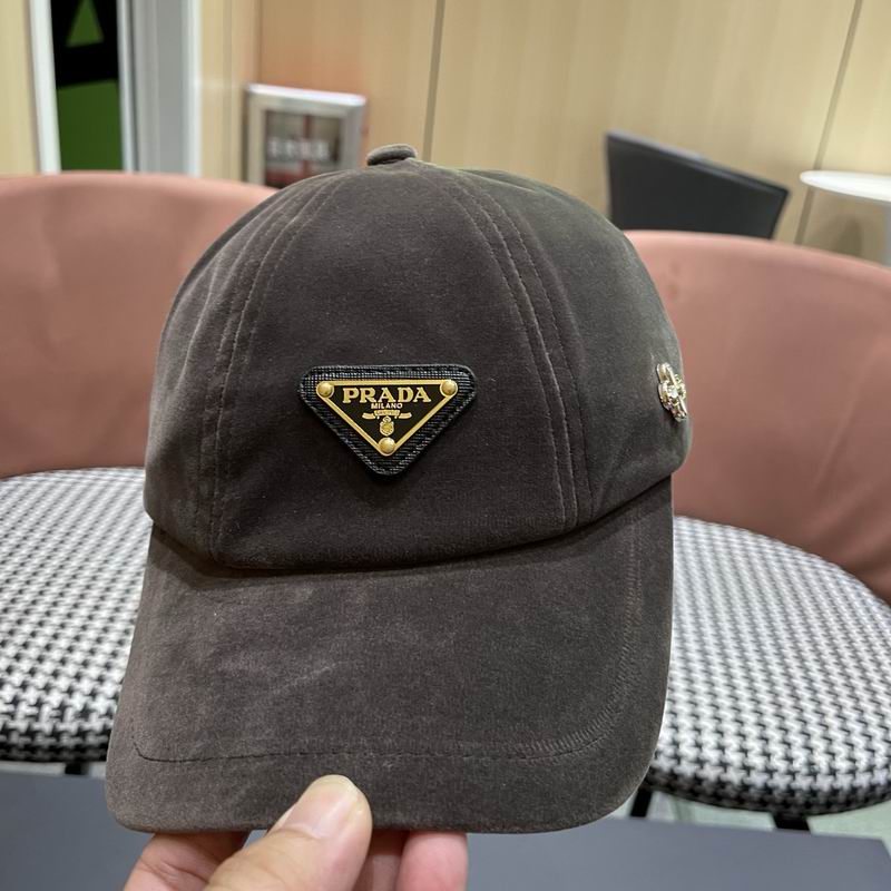 Prada Cap (685)