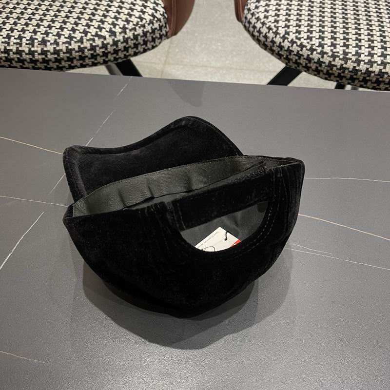 Prada Cap (692)