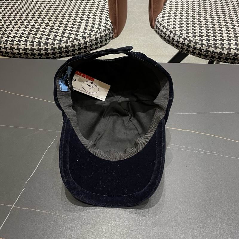 Prada Cap (705)