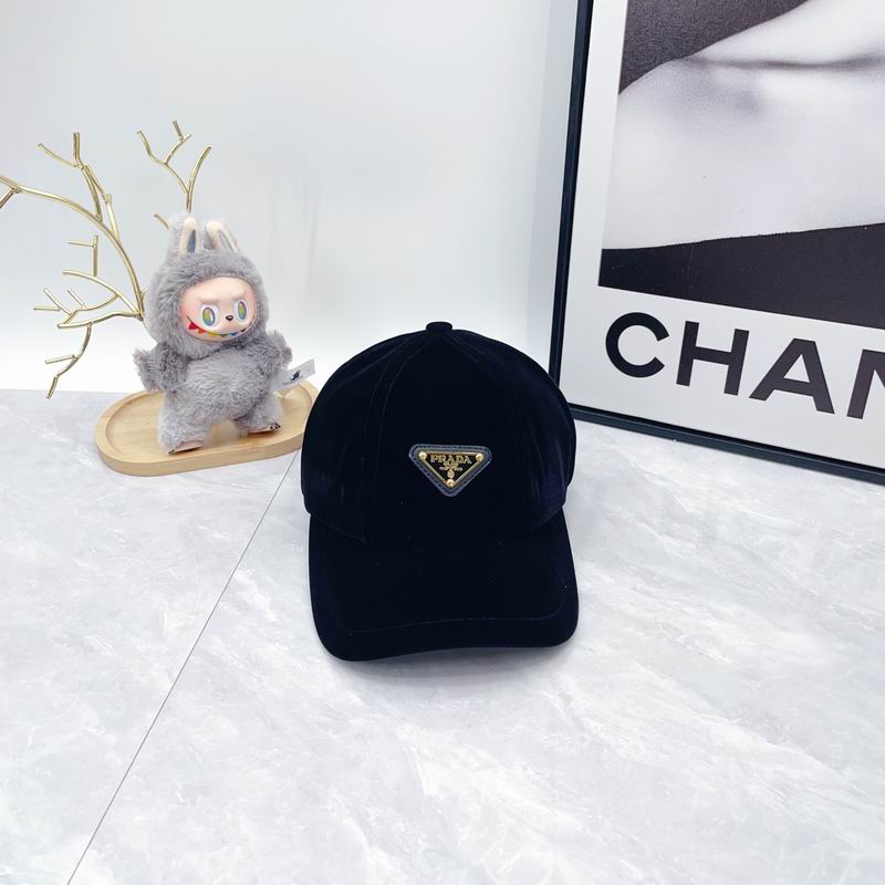 Prada Cap dx (303)