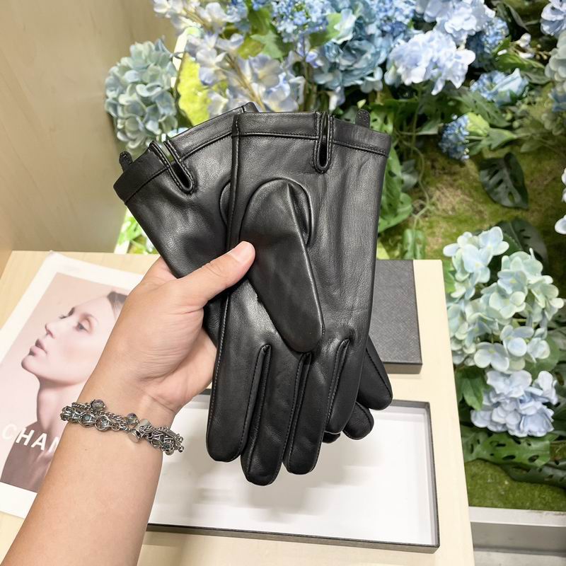 Prada Gloves M L 14 (1)