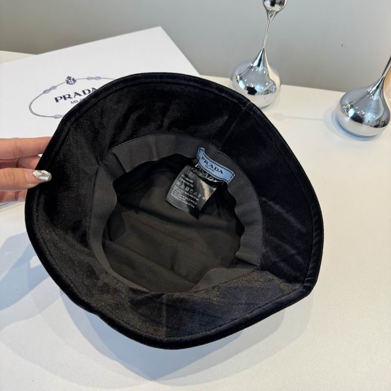 Prada Hat (1)