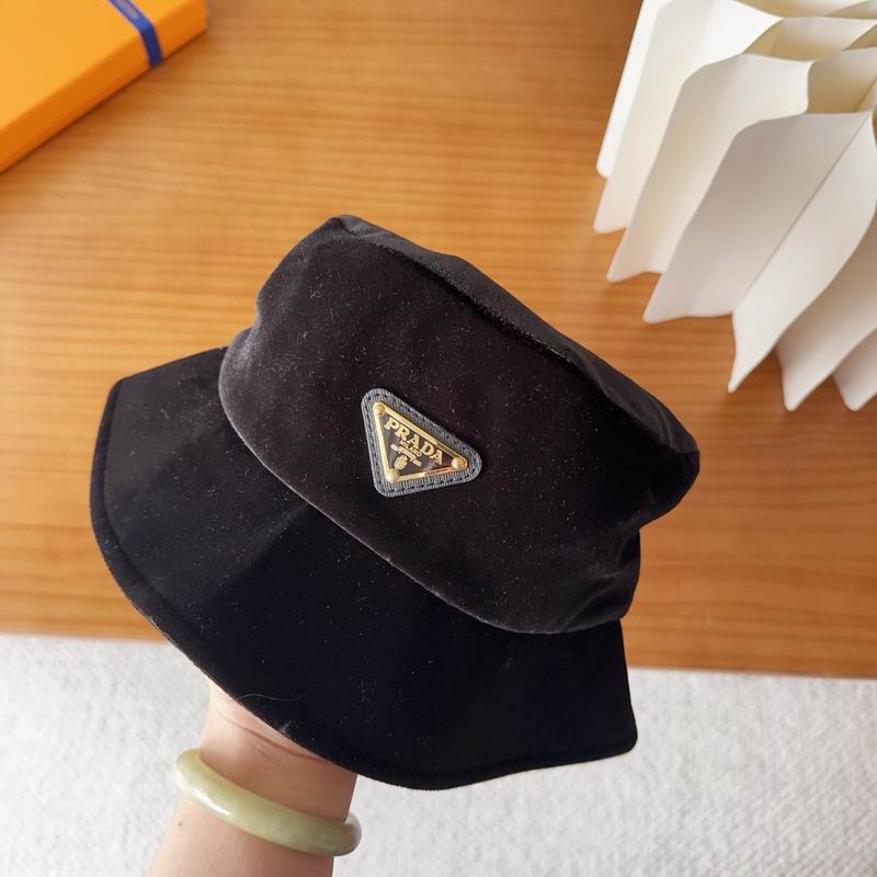 Prada Hat (1031)