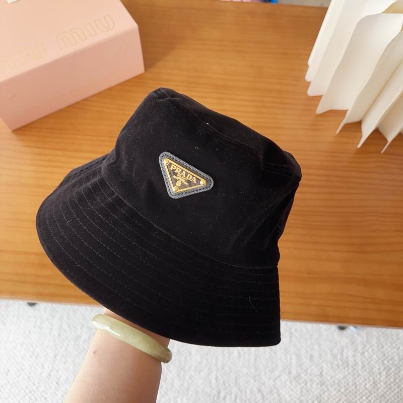 Prada Hat (229)