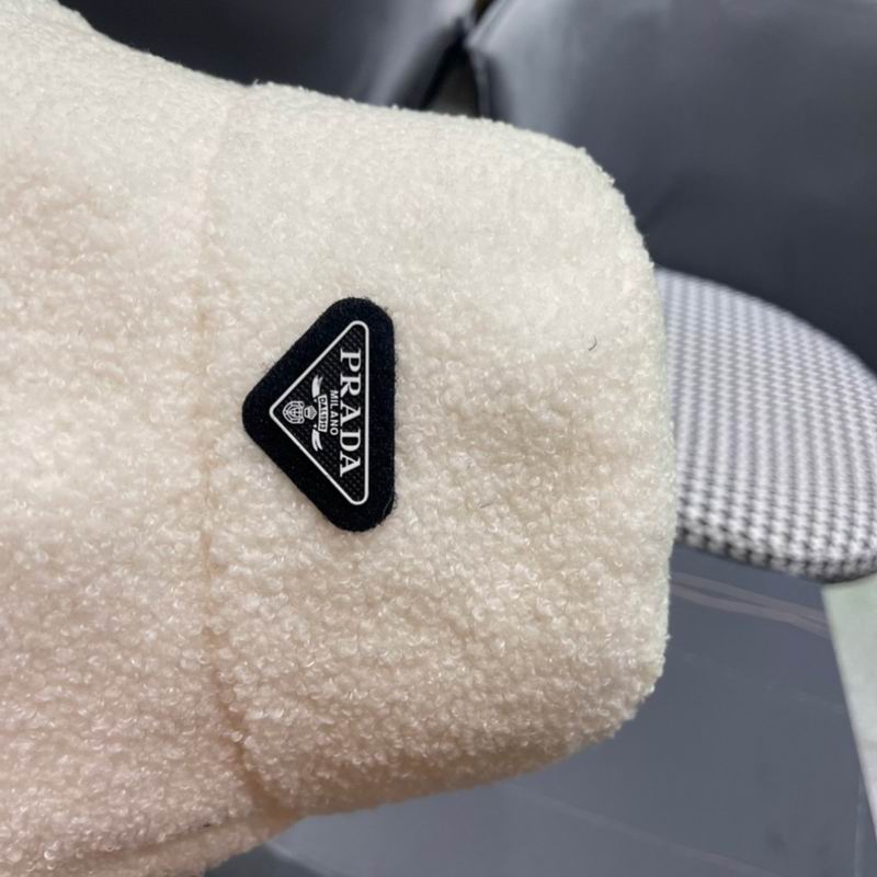 Prada Hat (323)