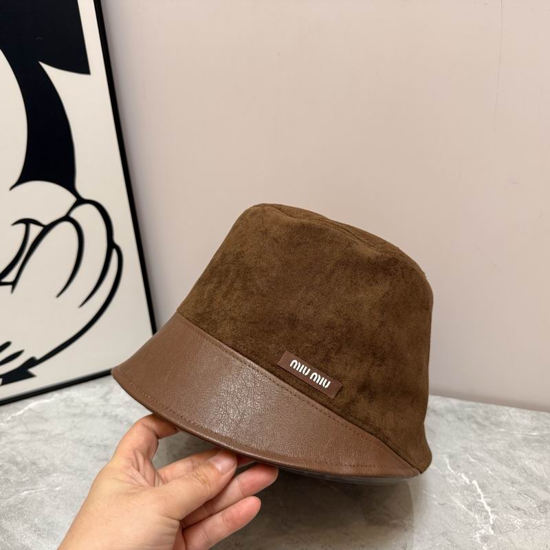 Prada Hat (686)