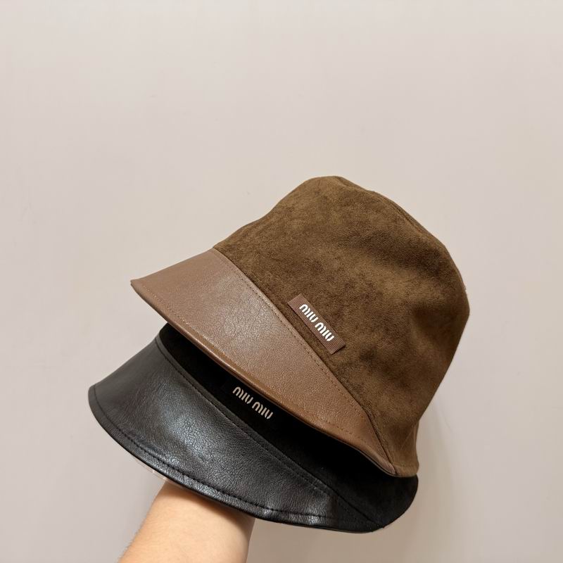 Prada Hat (690)