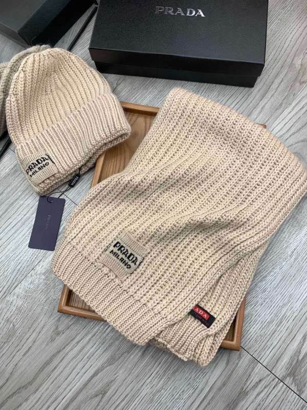 Prada Scarf Hat hm (40)