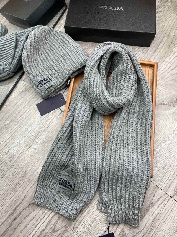 Prada Scarf Hat hm (43)