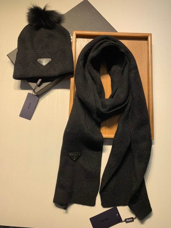 Prada Scarf Hat hm (71)