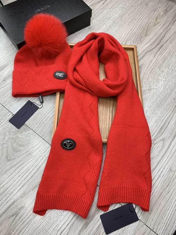Prada Scarf Hat hm (78)
