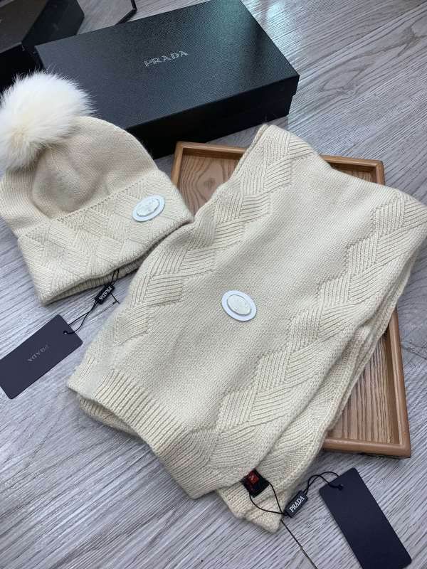 Prada Scarf Hat hm (85)