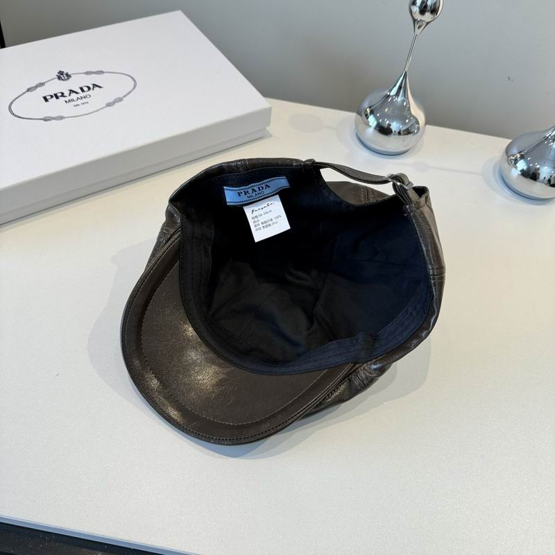 Prada beret (170)