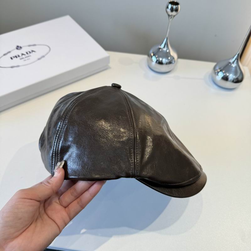 Prada beret (174)