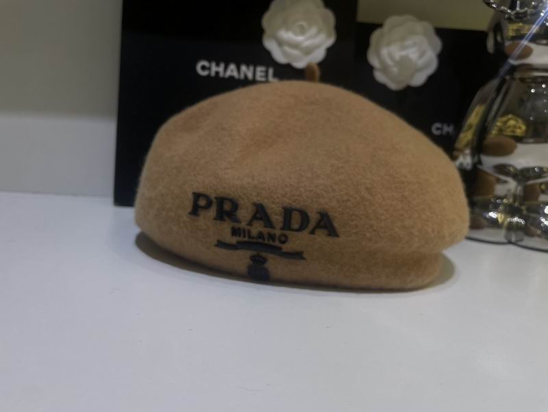 Prada beret dx (91)