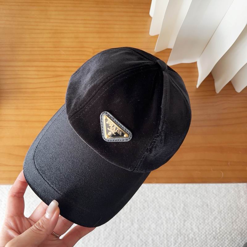 Prada cap (1392)