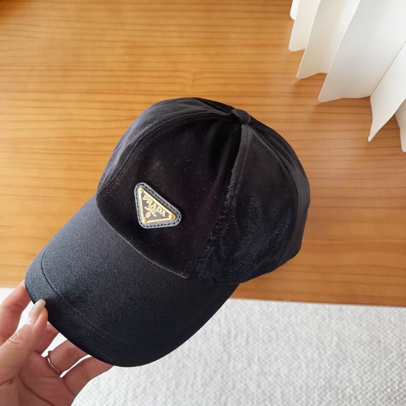 Prada cap (1397)
