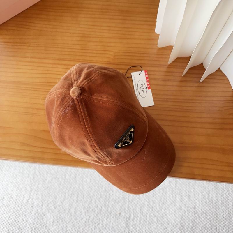 Prada cap (380)