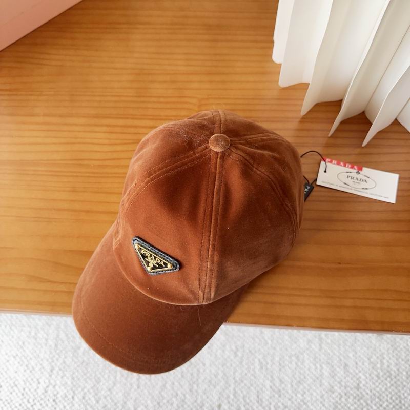 Prada cap (383)
