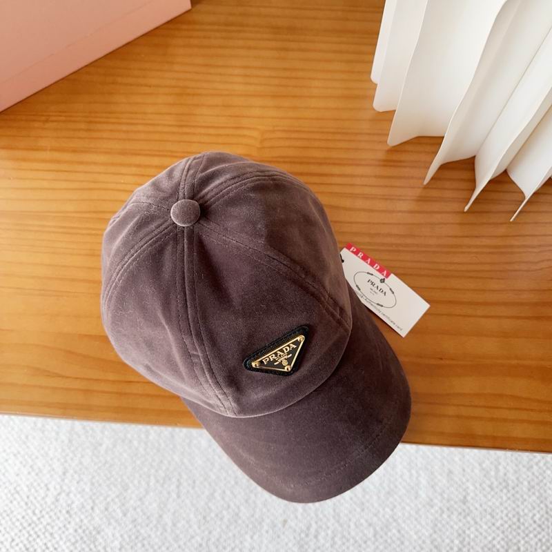 Prada cap (400)