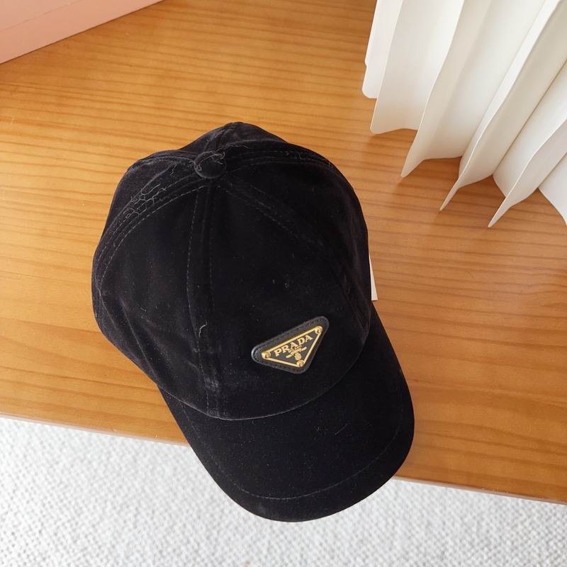 Prada cap (407)