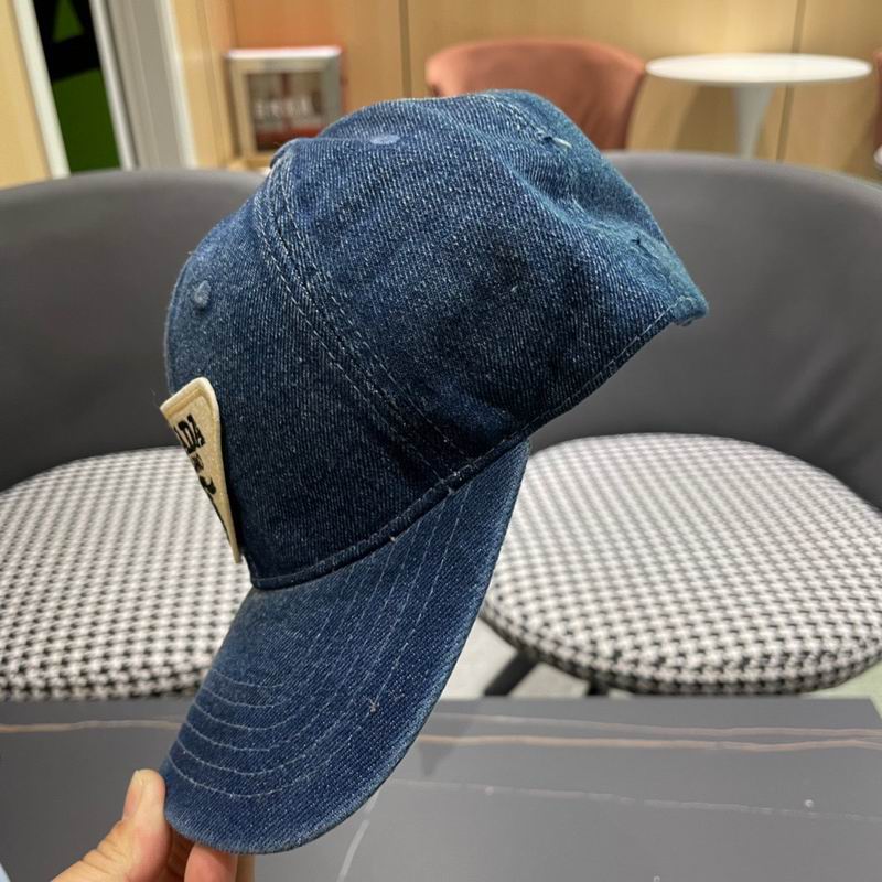 Prada cap (473)